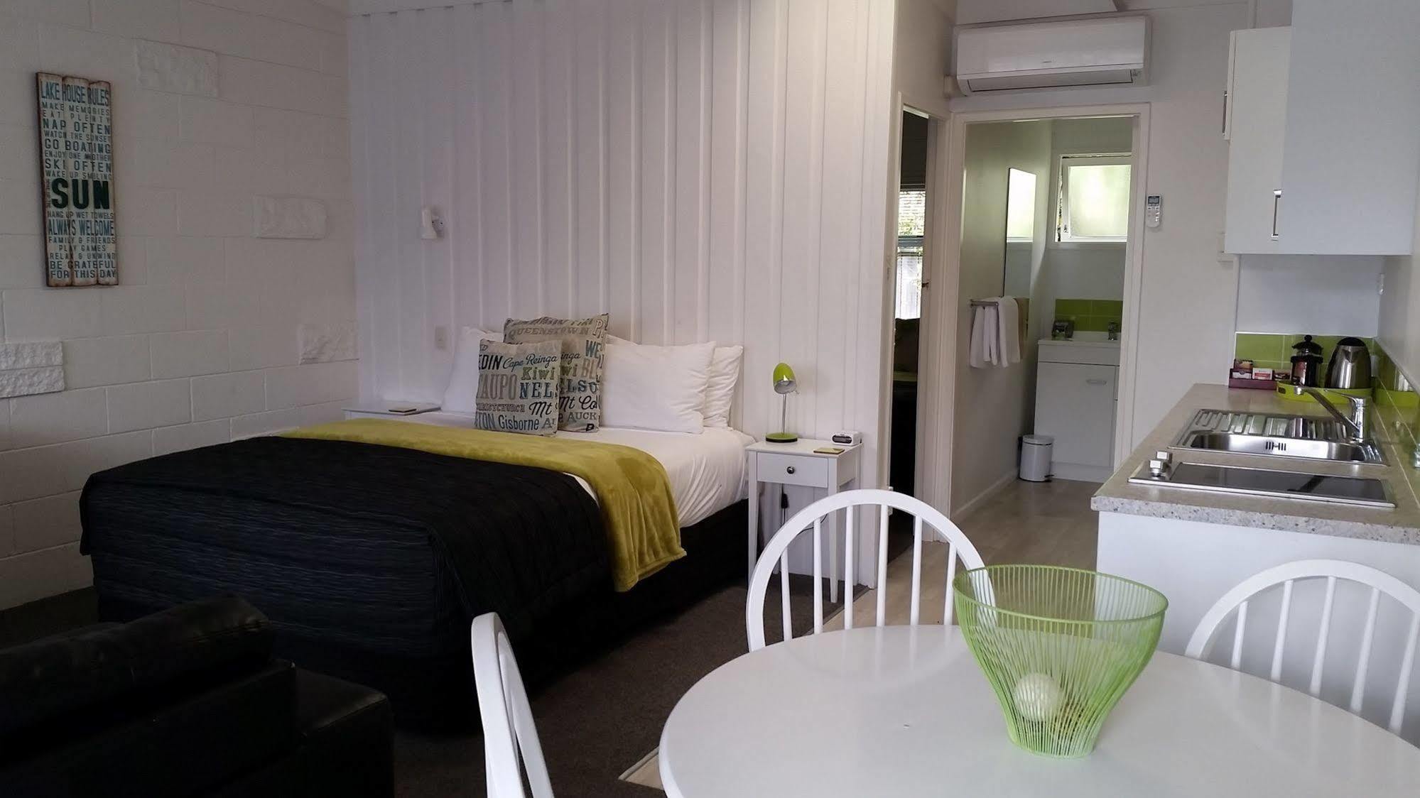 Motel Little Haven Taupo Zewnętrze zdjęcie